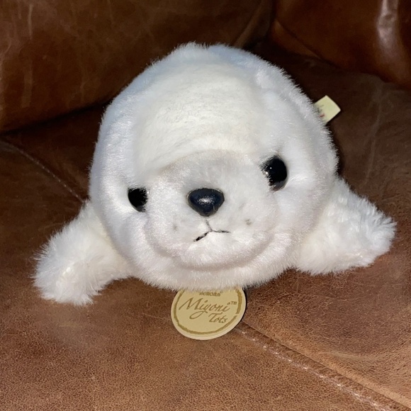 Aurora Other - NWOT Miyoni by Aurora 8 Inch Harp Seal Pup Stuffed Animal
